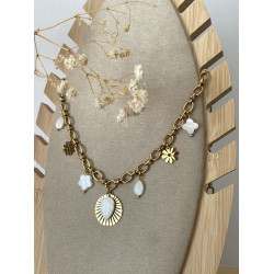 Collier "gris gris" nacre et fleur