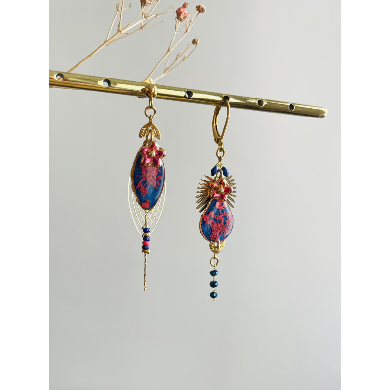 Boucles d'oreilles "Fleuries bleues roi et roses"