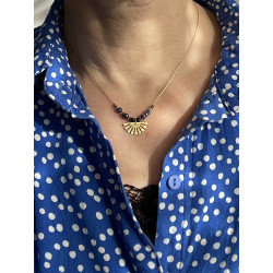 Collier demi lune bleu