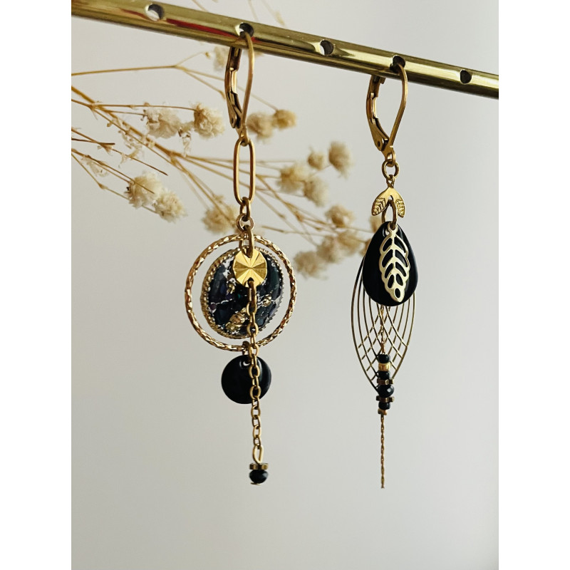 Dormeuses "Iroquoise asymétrique pailletée"