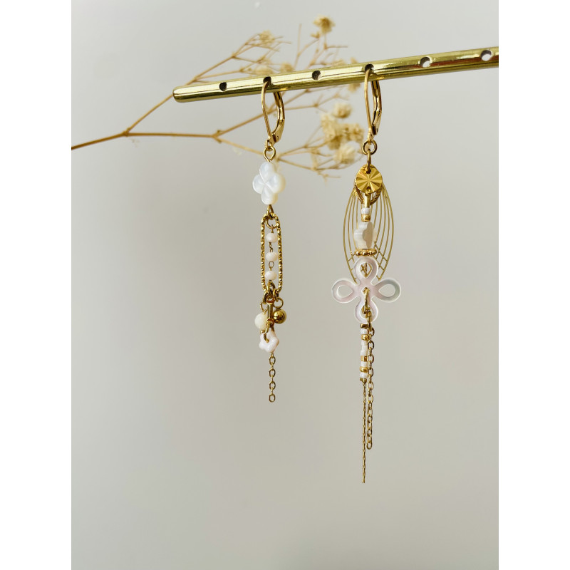 Dormeuses "Treffles Nacre Asymétriques"